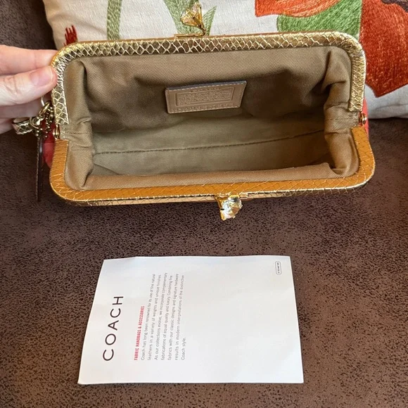 VINTAGE COACH KISSLOCK BAG 7553 GOLDEN PYTHON OPTIC SIGNATURE CANVAS LTD ED NWOT - Picture 11 of 15